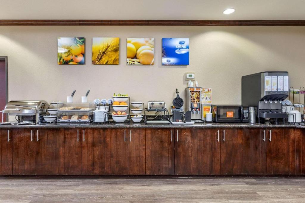 Comfort Inn & Suites Navasota Buitenkant foto